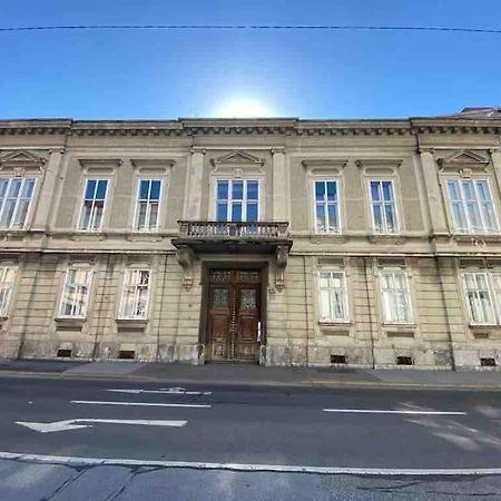 Geraeumige Altbauwohnung Im Zentrum Грац Екстер'єр фото