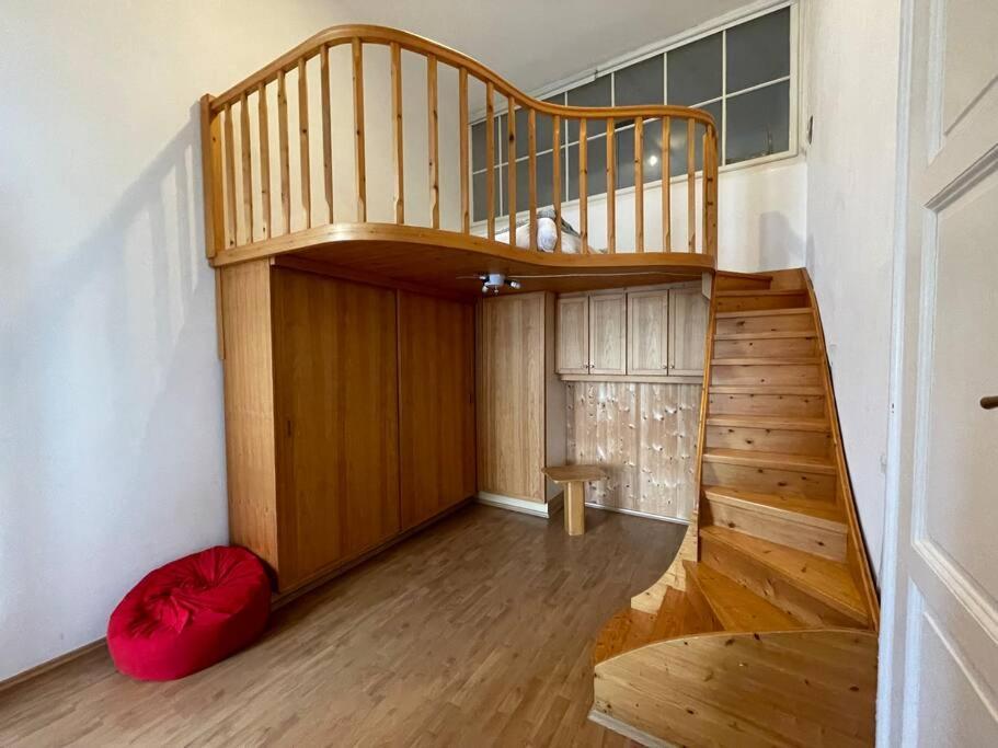 Geraeumige Altbauwohnung Im Zentrum Грац Екстер'єр фото